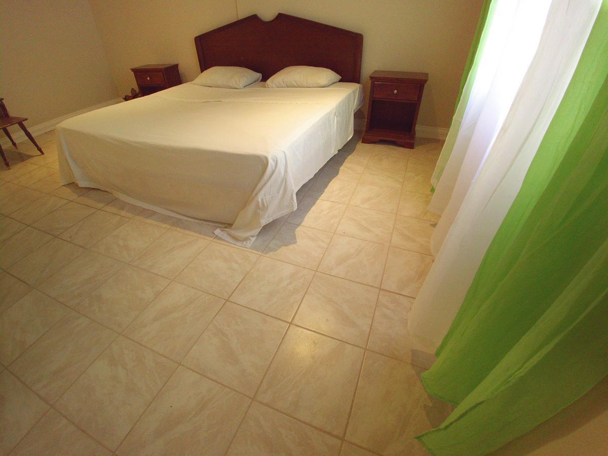 Pinneys Beach Hotel Nevis Charlestown Exteriör bild